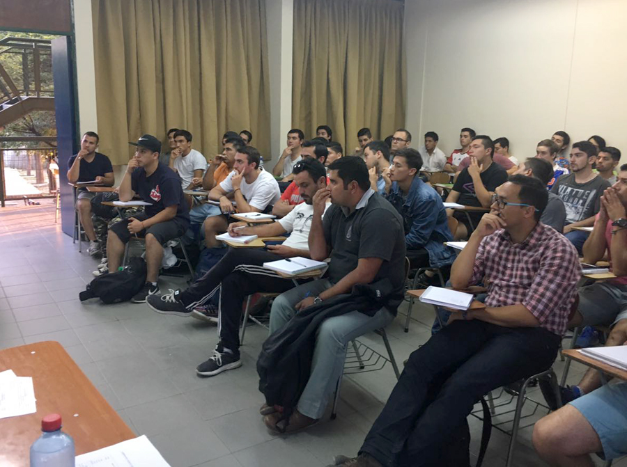 AZsportech - presentacion en Instituto Nacional del Fútbol de Chile 2